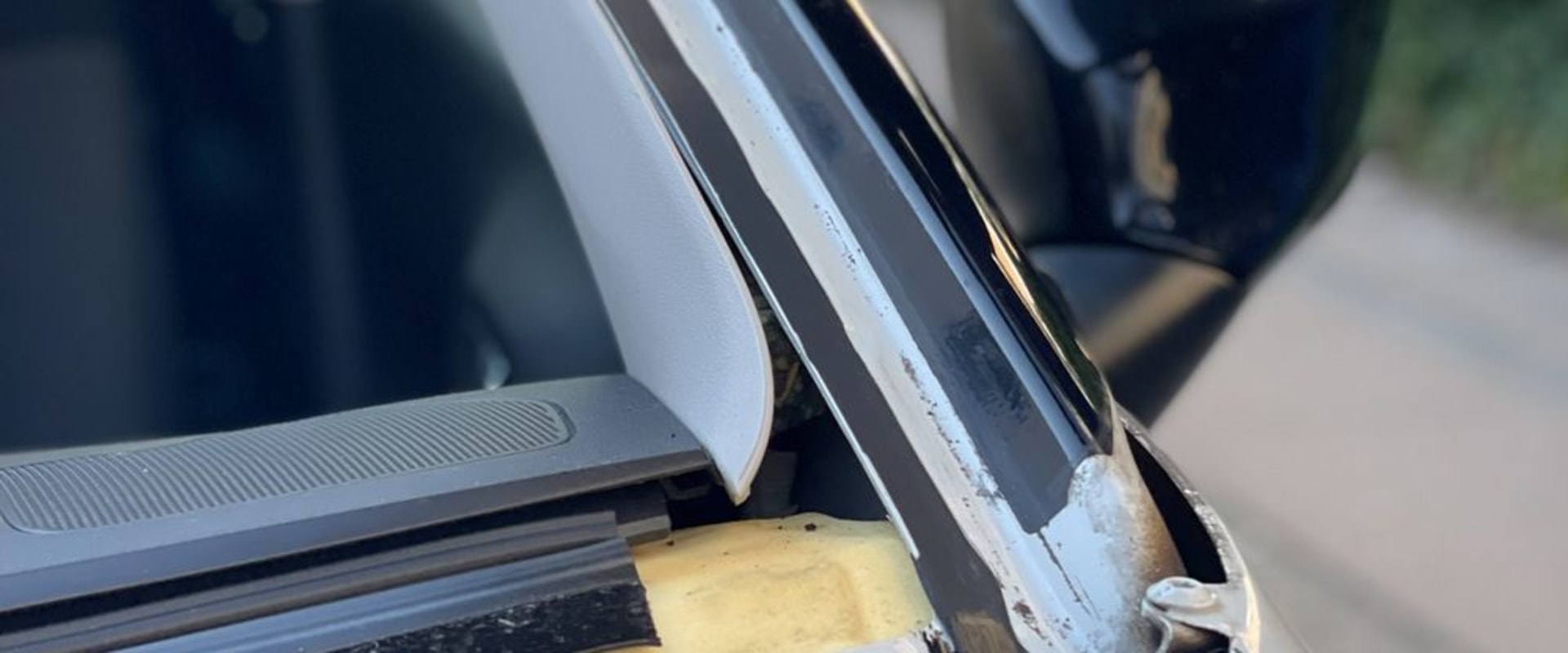 Keep Your Truck Rental Fleet Sharp In Georgetown With Pro Windshield Replacement
