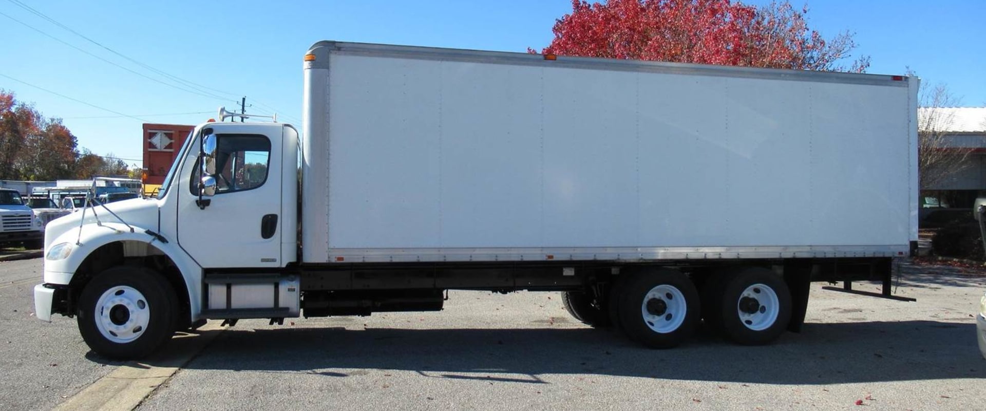 How much weight can a 26 ft truck carry?