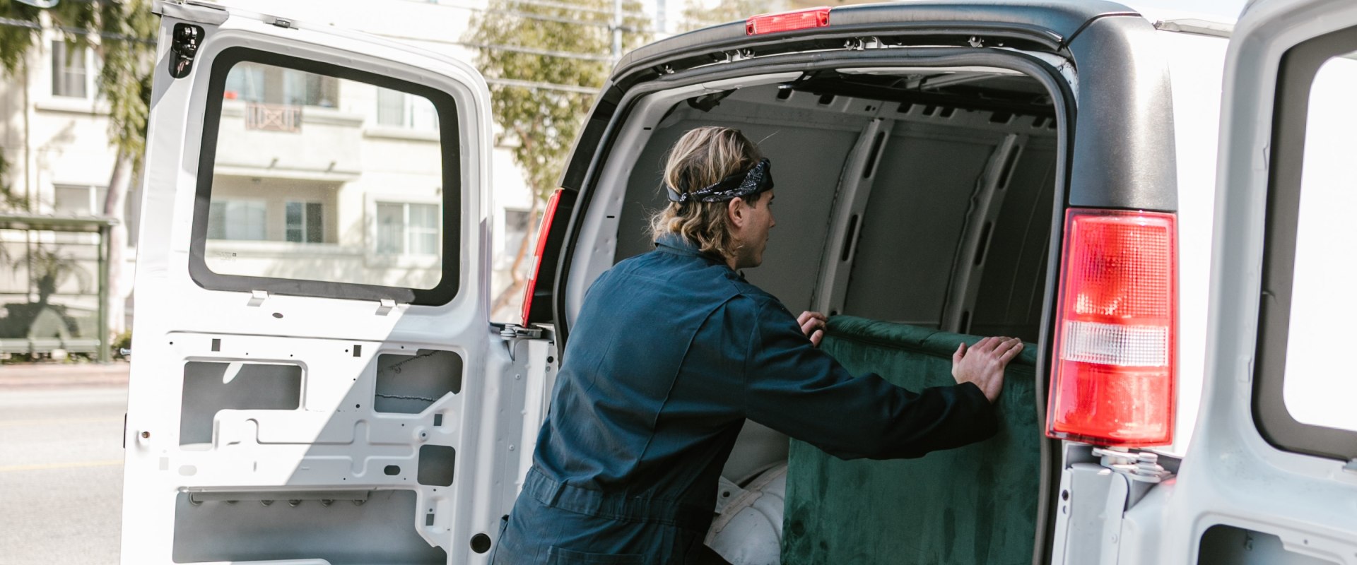 How Commercial Movers And Truck Rental Services Can Help You Save Time And Money In Alexandria, VA