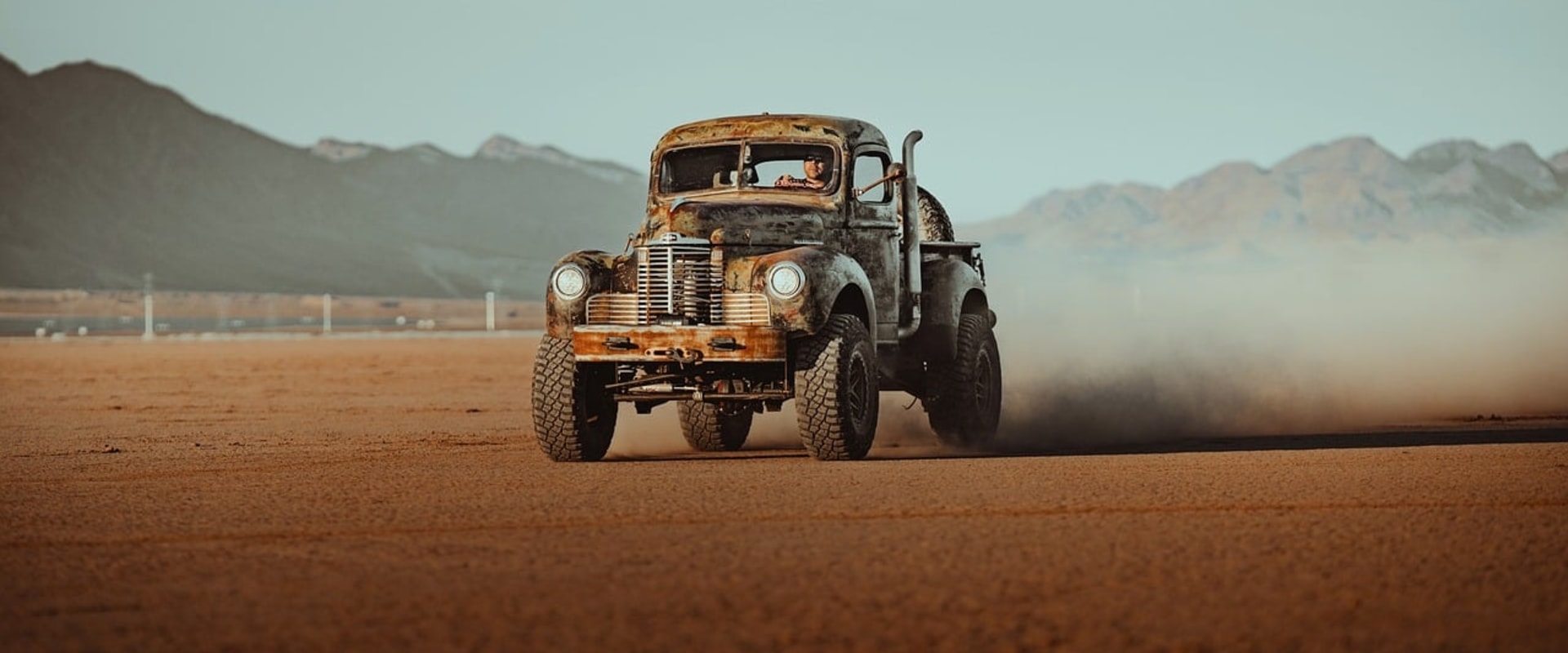 Find Reliable Truck Rental Solutions and Quality Used Vehicles at DallasAutos4Less in Garland, TX